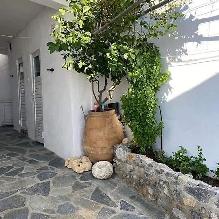Giannis-kleopatra House 1 * Kerames