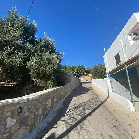 Giannis-kleopatra House 1 بيت للعطل Kerames